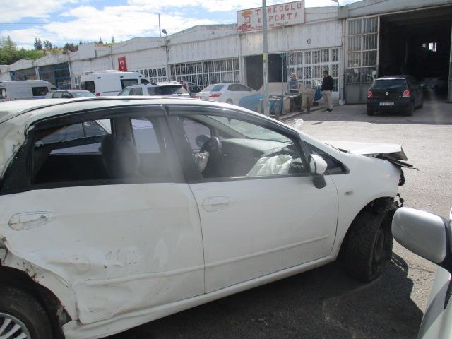 TOFAS-FIAT LINEA EASY 1.3 MULTIJET 95