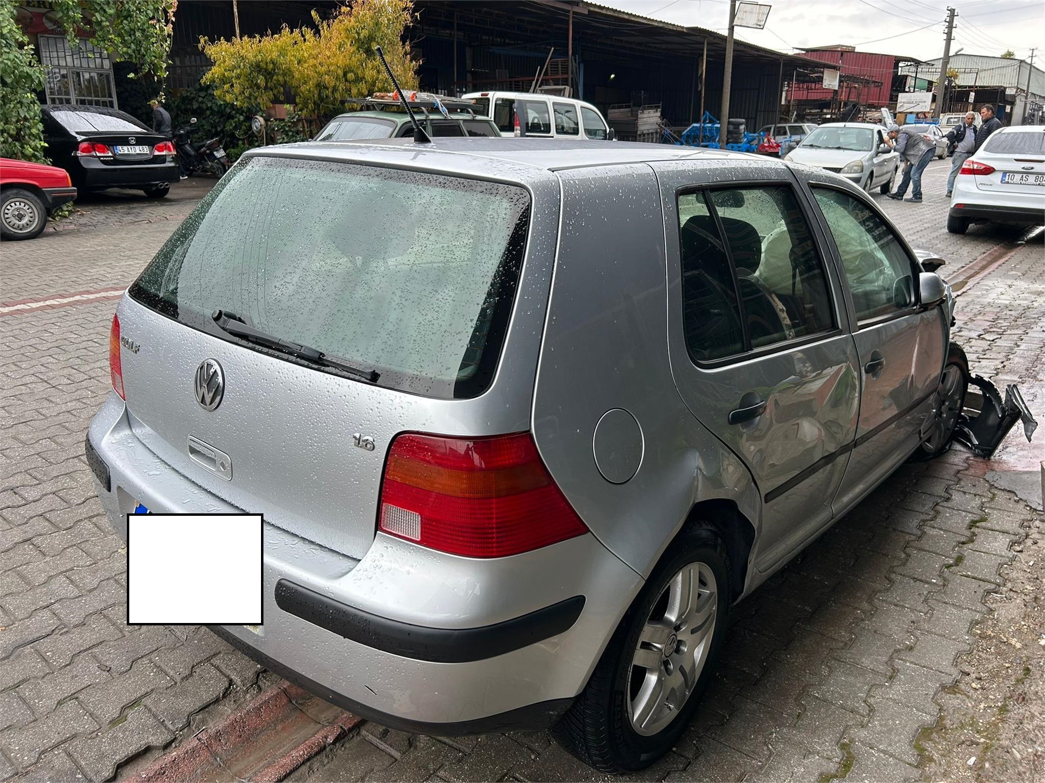 VOLKSWAGEN GOLF 1.6 16V COMFORTLINE