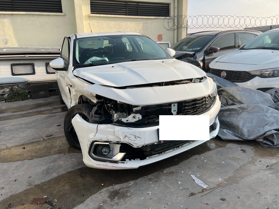 TOFAS-FIAT EGEA SEDAN EASY PLUS 1.4 FIRE 95 E6D