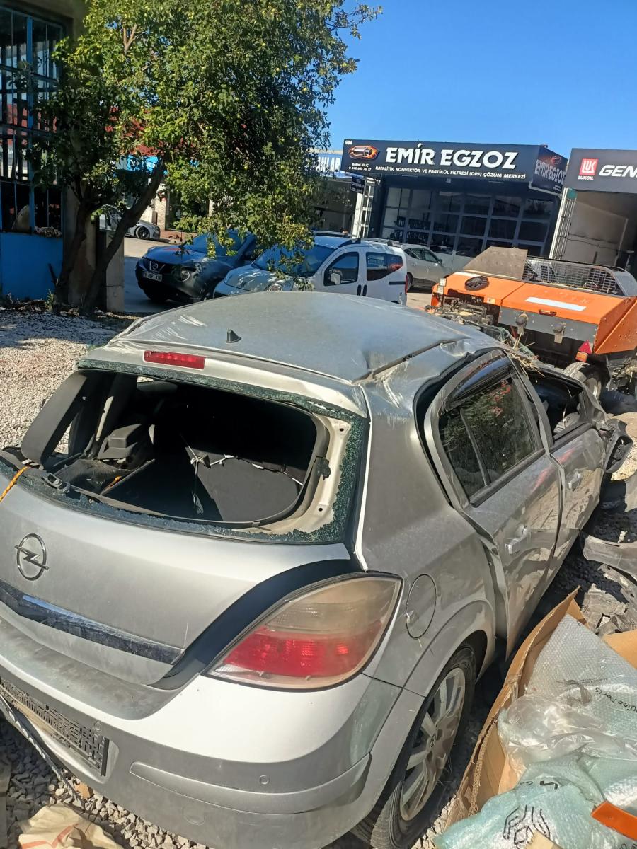 OPEL ASTRA HB CLASSIC 1.6i 16V 115 ESSENTIA CONFOR