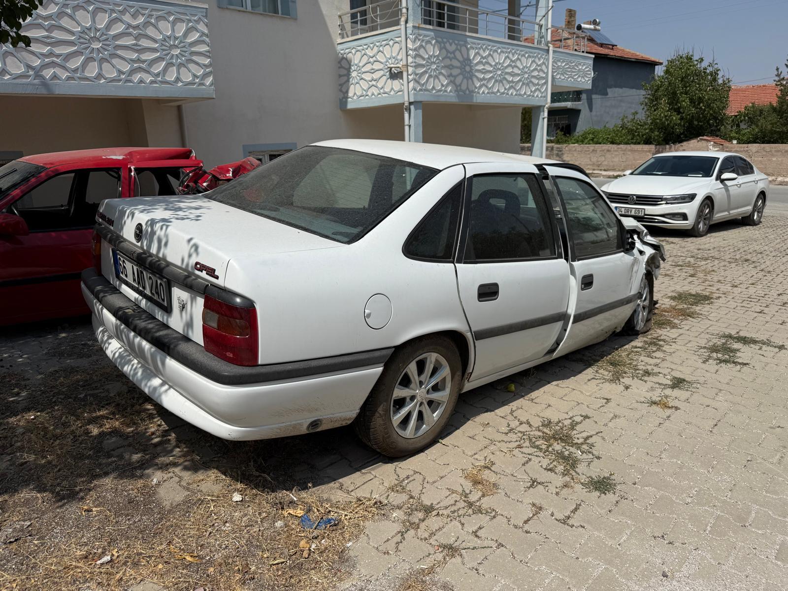 OPEL VECTRA 2.0 GL OPEL VECTRA 2.0 GL