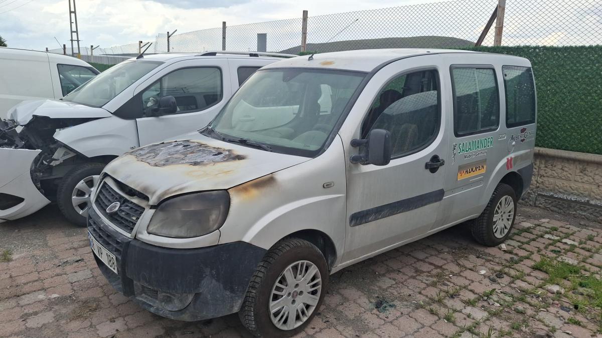 FIAT DOBLO CARGO 1.4 ACTIVE FIAT DOBLO CARGO 1.4 ACTIVE